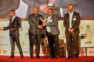 Adom Group Founder Wins CEO of the Year (Real Estate) at CEOs Summit 2023